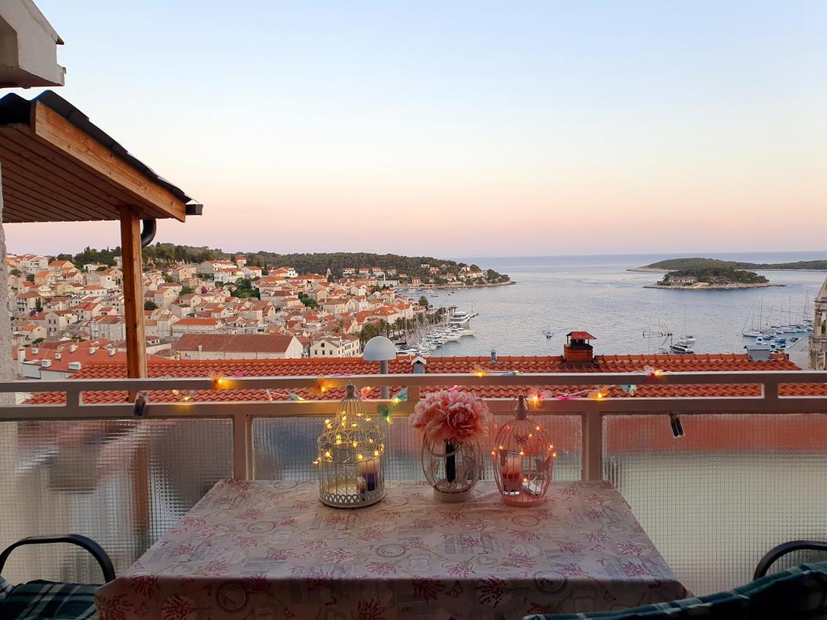 Apartments Luci Χβαρ Εξωτερικό φωτογραφία
