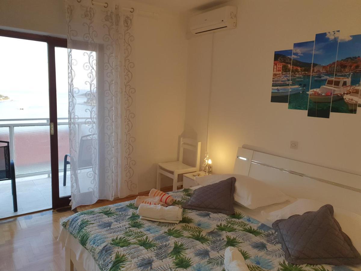 Apartments Luci Χβαρ Εξωτερικό φωτογραφία