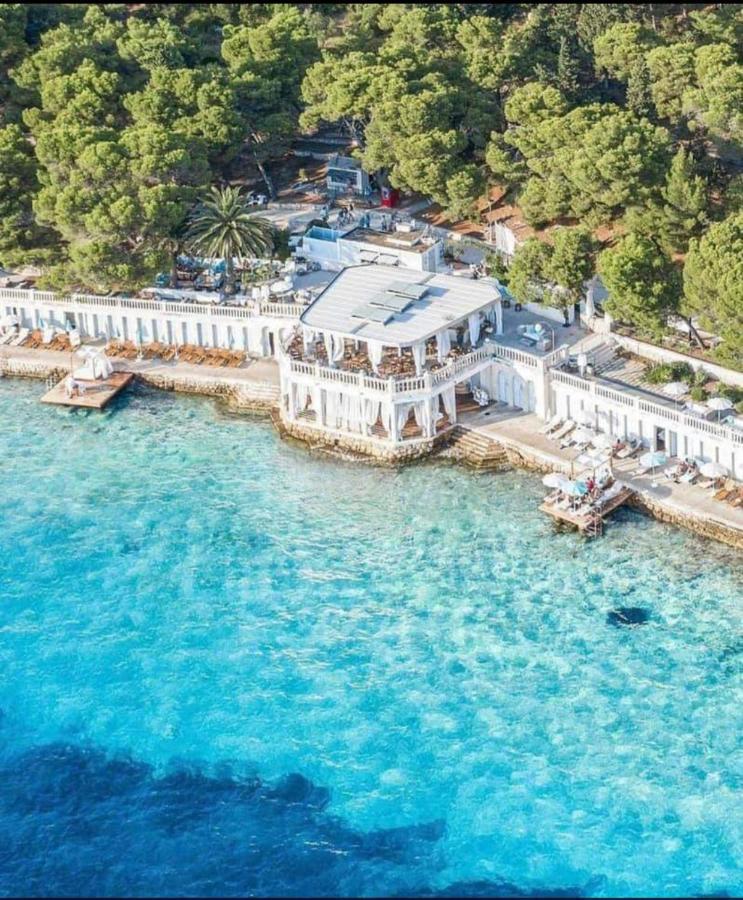 Apartments Luci Χβαρ Δωμάτιο φωτογραφία