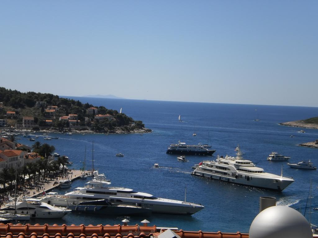 Apartments Luci Χβαρ Δωμάτιο φωτογραφία