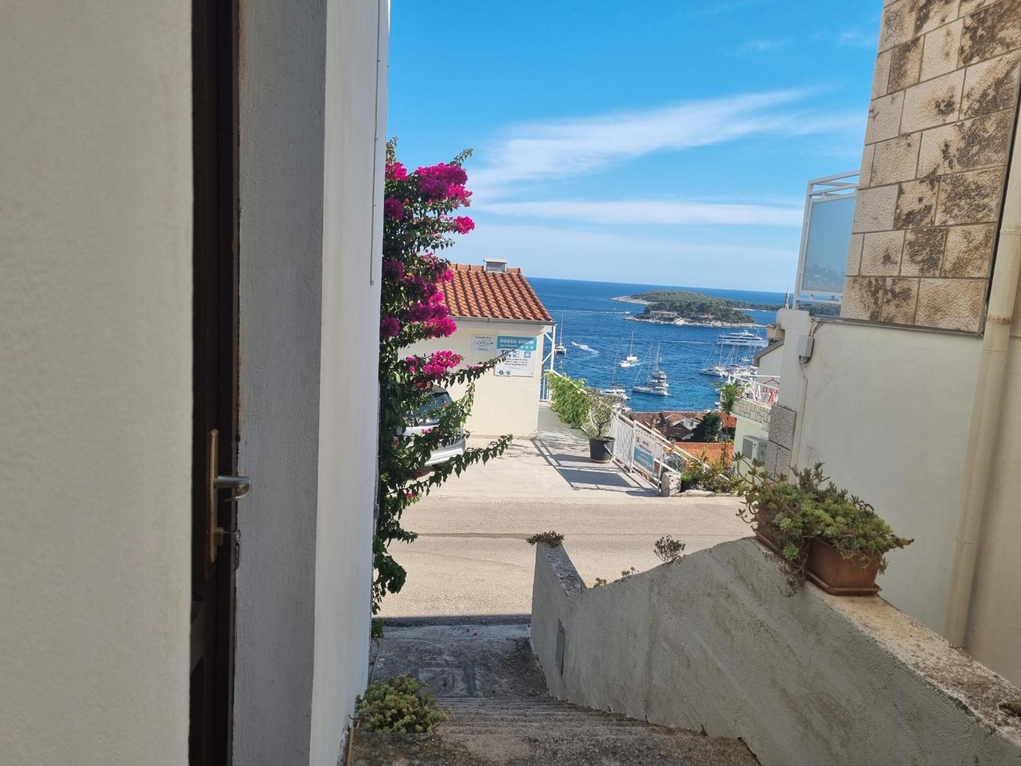 Apartments Luci Χβαρ Δωμάτιο φωτογραφία