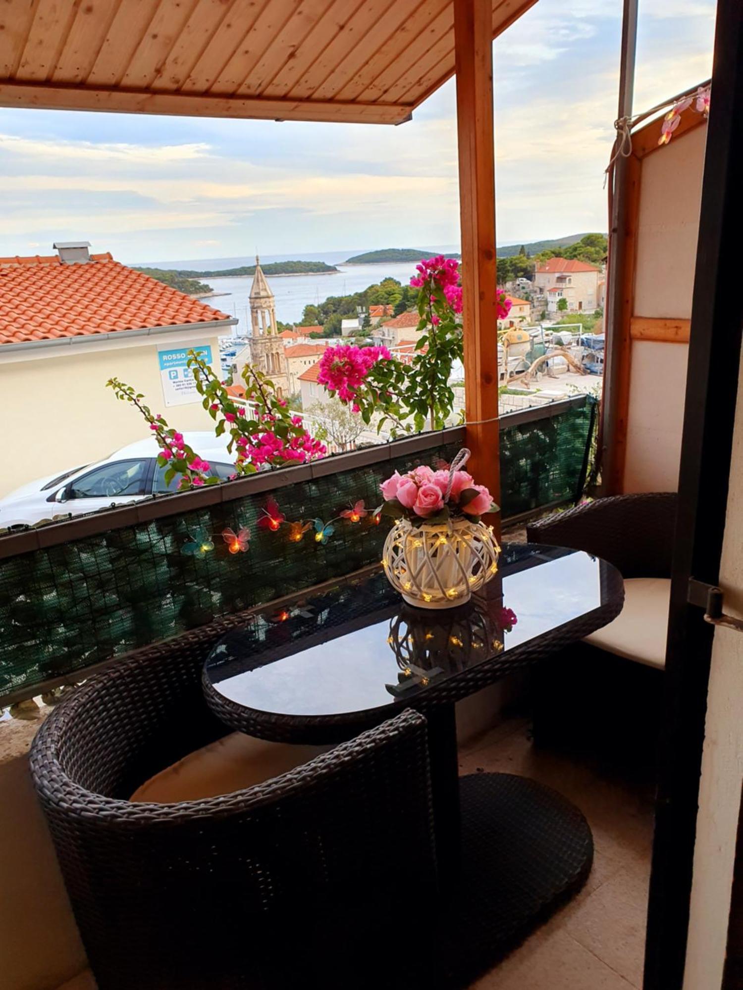 Apartments Luci Χβαρ Δωμάτιο φωτογραφία