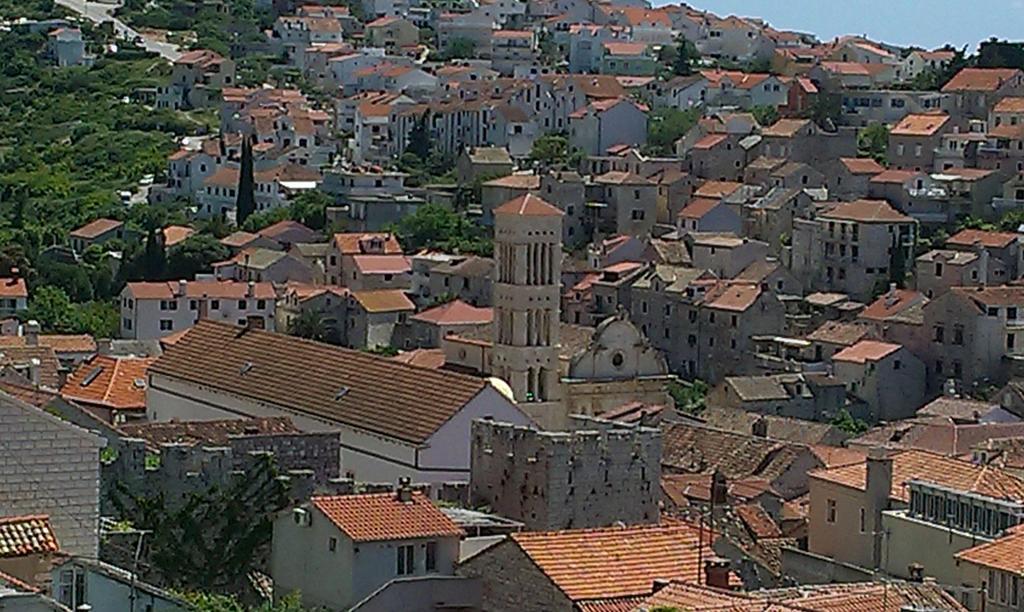 Apartments Luci Χβαρ Εξωτερικό φωτογραφία