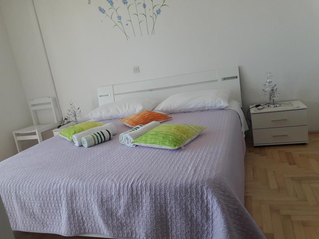 Apartments Luci Χβαρ Εξωτερικό φωτογραφία